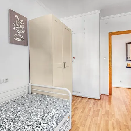 In The Center Of Homestay Gandia